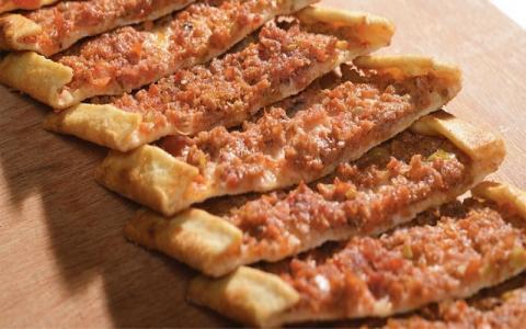 Dana Kıymalı Pide | 130,00